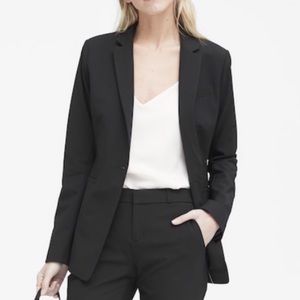 Banana Republic Long and Lean-Fit Wool Blazer M